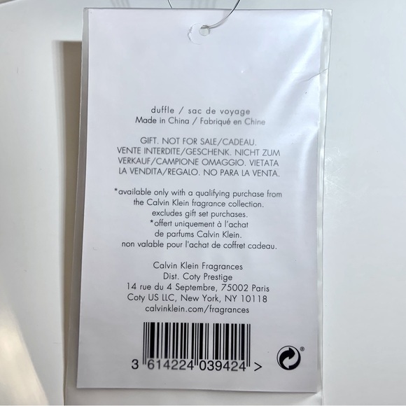 CALVIN KLEIN Fragrances Weekender Travel Duffle Gym Bag Grey color NEW / NWT - Picture 6 of 14